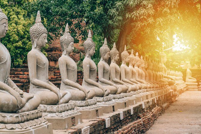 Bangkok Full Day Ayutthaya landmark Guided Tour - Bang Pa-In Palace (Summer Palace): 17th-Century Royal Escape