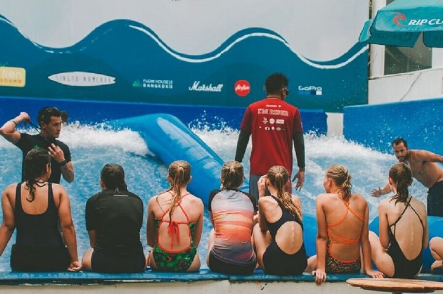 Bangkok: Fun Flow riding at Flow House Bangkok - Who should go, and who should skip Fun Flow riding