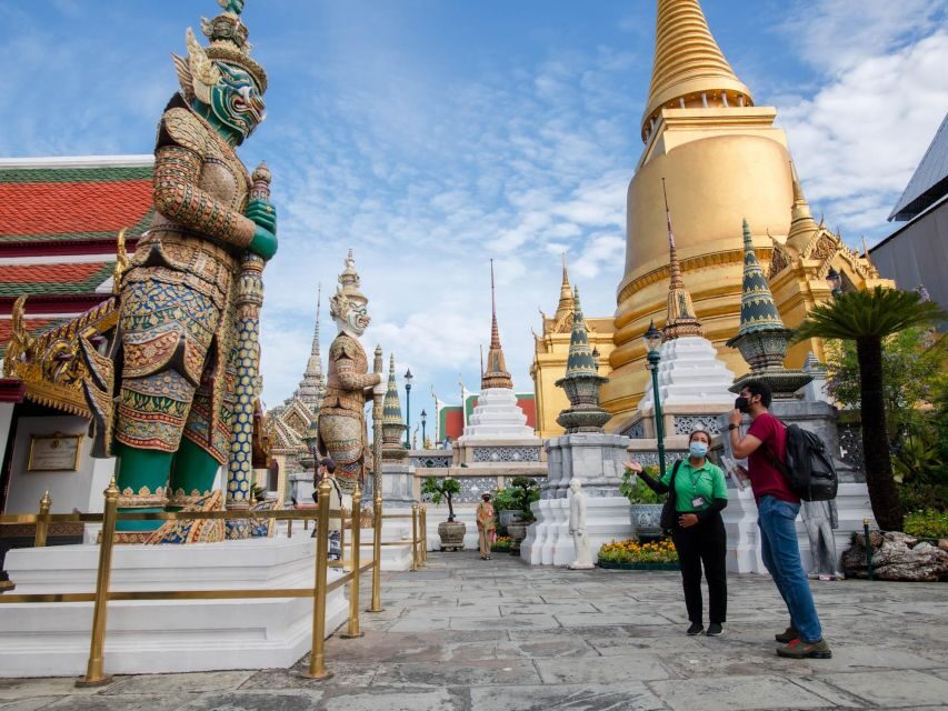 Bangkok: Grand Palace and Wat Arun Guided Walking Tour - Key things to know before you go