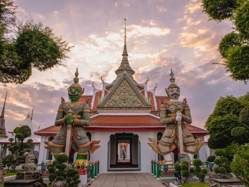 Bangkok: Grand Palace and Wat Arun Guided Walking Tour - Grand Palace and Wat Arun in one tight, practical route