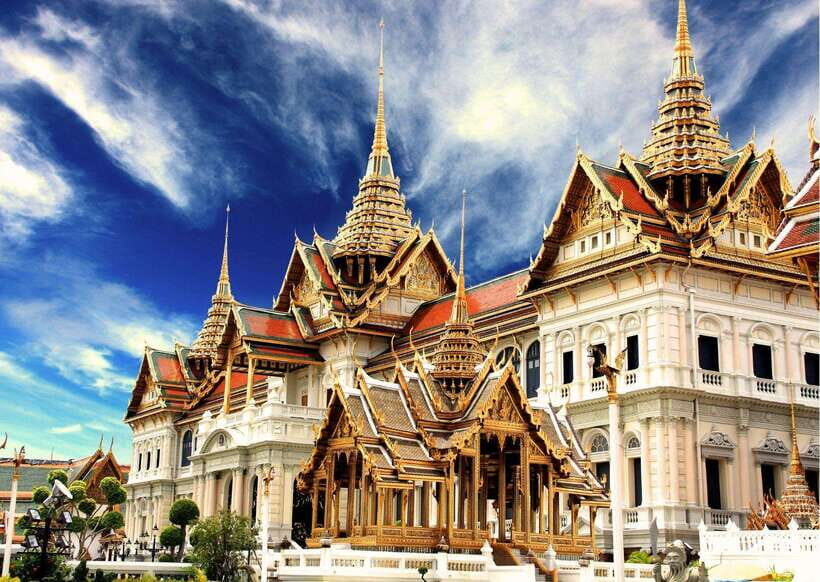 Bangkok: Grand Palace & Emerald Buddha Entry with Audioguide - Why Priority Entry at the Grand Palace Matters