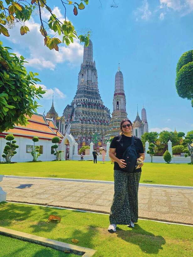 Bangkok: Grand Palace, Wat Pho, Wat Arun and Wat Sa Ket Tour - Lunch Break in Bangkok: Fuel Mid-Route (and Don’t Skip It)
