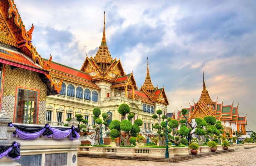 Bangkok: Grand Palace, Wat Pho, Wat Arun and Wat Sa Ket Tour - Who Should Book This Bangkok Temples Tour (and Who Might Skip It)