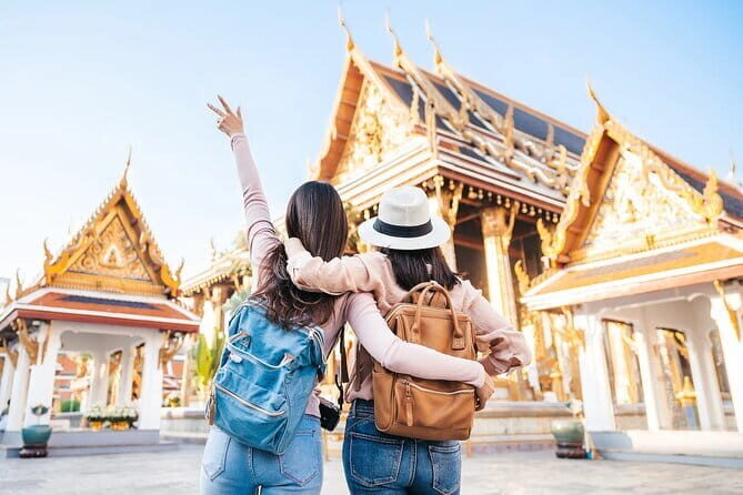Bangkok : History Temples Markets and Food Tasting - Key highlights at a glance
