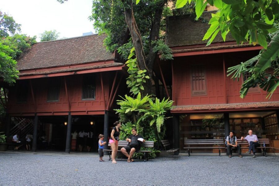 Bangkok: Jim Thompson House and Baan Krua Community Tour - Visiting Uncle Aood’s home and the last-weaver feel