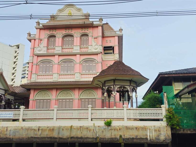 Bangkok Long Boat Canal a Big Buddha & Culture Markets Tour - Timing Reality Check: Why Water Gates and Waits Matter