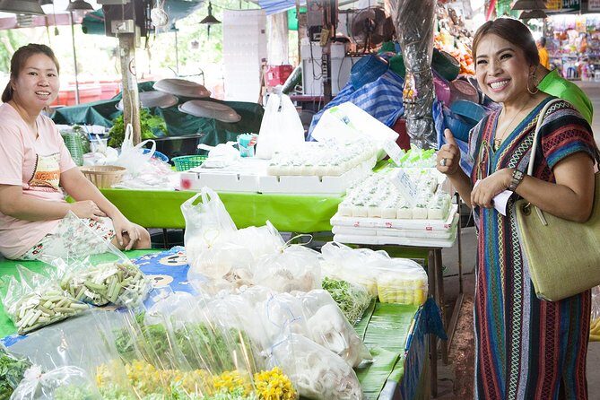 Bangkok Market Tour & Thai Cooking Class with Boat Ride with Aoy - Lunch with River Views: Eating What You Cook