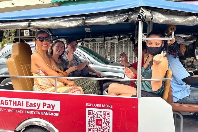 Bangkok Michelin Food Tour (3 Stops, 8 tastings) - Stop 2 in Phra Nakhon: Thai dishes and drinks at a Michelin-listed spot