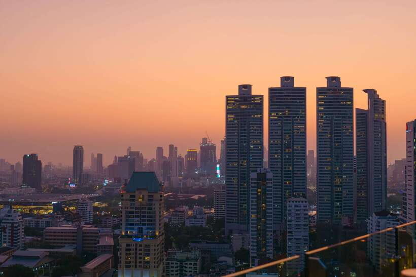 Bangkok: Mojjo Rooftop Lounge & Bar Food & Beverage Package - Mojjo Rooftop Lounge at Skyview Hotel: What You’re Actually Paying For