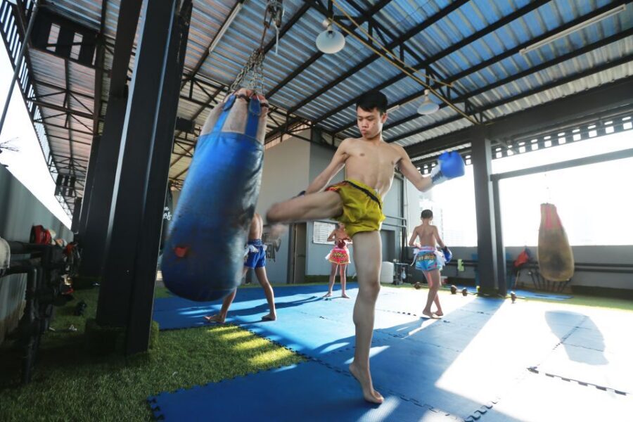 Bangkok: Muay Thai Boxing Class for Beginners - Why this rooftop Muay Thai class feels different than a gym workout