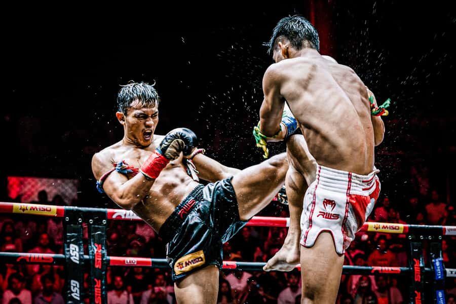 Bangkok: Muay Thai Boxing Tickets at Rajadamnern Stadium - Food, beer, and drink service inside the venue