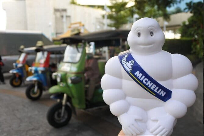 Bangkok Night Food Tour By Tuk Tuk - Timing and group pace: the part to plan around