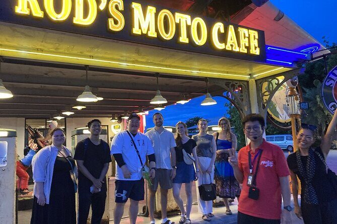 Bangkok Night Market Tour Dinner and Vintage Find - A 4-hour Bangkok night with BTS Ekkamai convenience