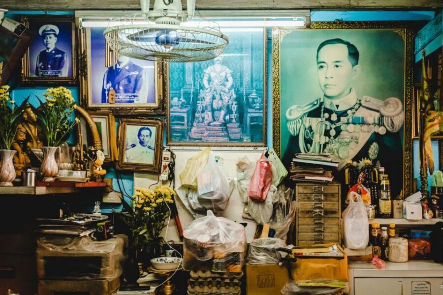 Bangkok: Old Siam Food Tour with 15+ Tastings - Street food and market time in Nang Loeng: the real heart of the day