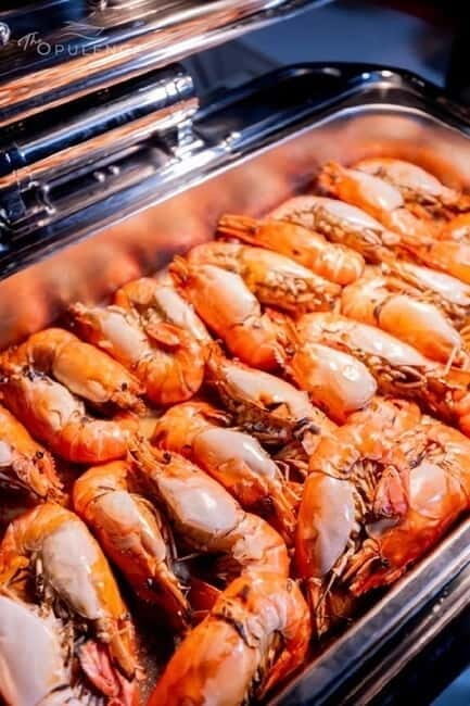 Bangkok: Opulence Luxury River Dinner Cruise - Live band on two decks: the entertainment rhythm you’ll actually feel