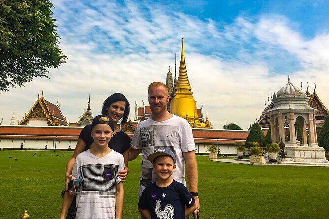 Bangkok Private Custom Tour with a Local Highlights & Hidden Gems - Chatuchak Weekend Market: plan it only when your dates line up
