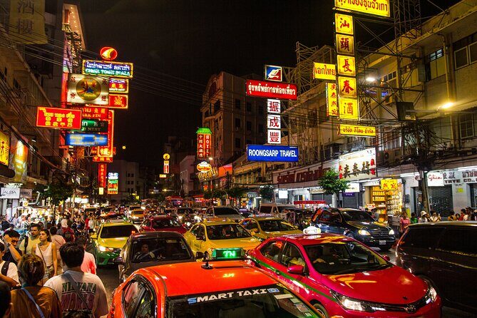 Bangkok Private & Personalised Experience with a Local (2-8hrs) - Meeting Point: Easy Start, Central Flexibility