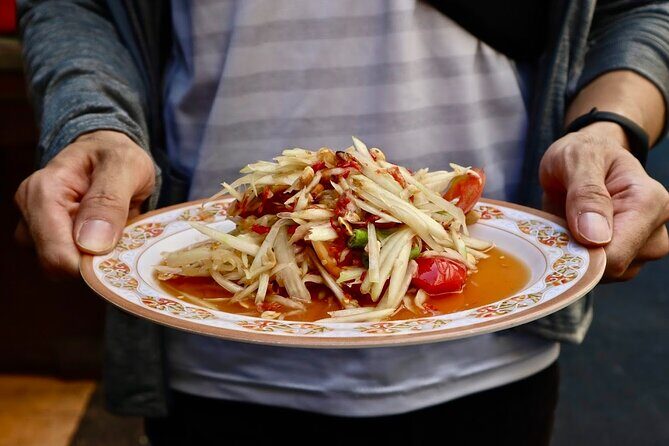 Bangkok Private Walking Food Tour with 10+ Tastings in Chinatown - The Menu Highlights: What You’ll Actually Eat