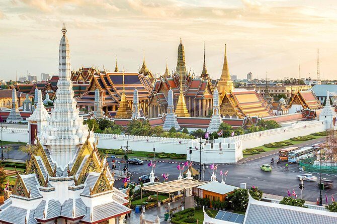 Bangkok Royal Road - Top 3 Major Monuments (Grand Palace, Wat Pho, Wat arun) - Bangkok Royal Road: why these three monuments belong together