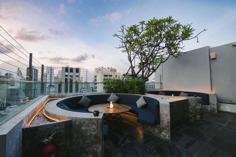 Bangkok: Sky on 20 Rooftop Bar With Free Flow Drinks - Key Things to Know Before You Go
