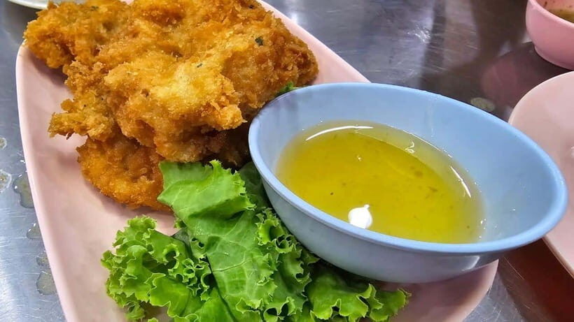 Bangkok: Street Food Tasting Tour at Night - Key Points to Know Before You Go
