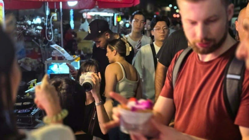 Bangkok: Street Food Tasting Tour at Night - Chinatown at Night: Why This Style of Tour Works