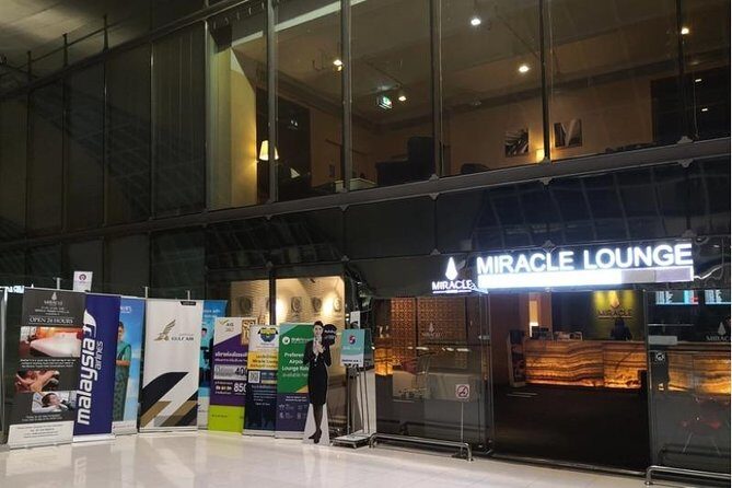 Bangkok Suvarnabhumi Airport (BKK) / Don Mueang Airport (DMK) VIP Lounge Access - Unlimited buffet, alcohol, and how to plan your food strategy