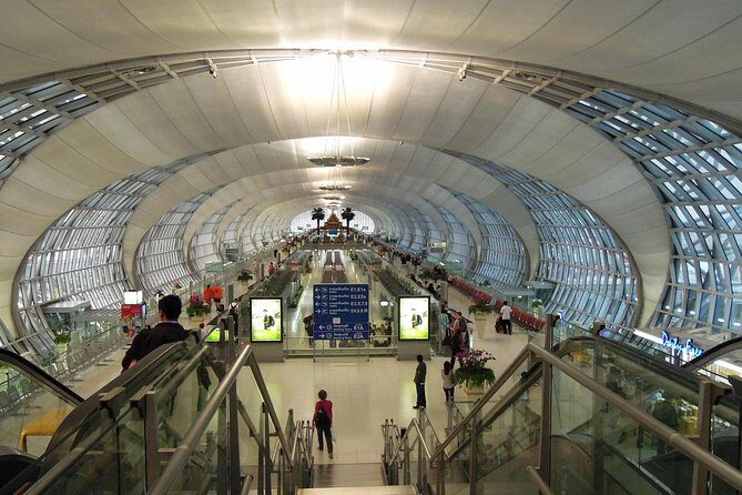 Bangkok Suvarnabhumi Airport VIP Fast-Track Lane Service - Departure experience: hostess sign, fast pass voucher, then lounge time