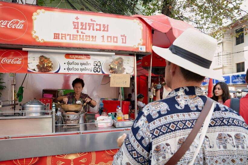 Bangkok: Talad Noi Hidden Gems & Street Food Adventure - Crossing toward Chinatown and finishing at Si Phraya