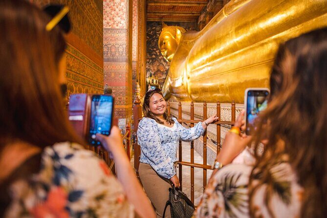 Bangkok Temples Tour at Wat Arun, Wat Phoa and Wat Saket - Wat Saket Golden Mount: Gold Chedi, Stairs, and a Meaningful Pause