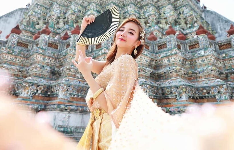 Bangkok: Thai Costume Rental + Hairdo, Makeup & Accessories - Accessories and Women’s Props That Actually Change the Photos
