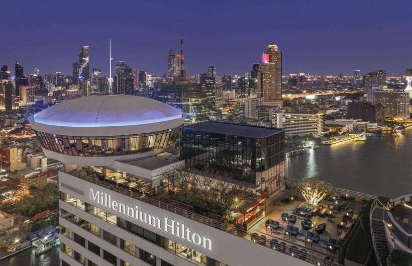 Bangkok: ThreeSixty Rooftop Bar at Millennium Hilton - Food and drinks: what value looks like at $22 per person