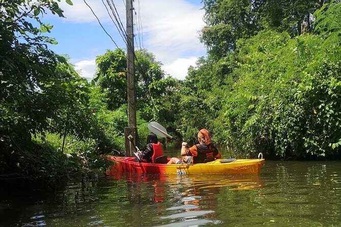 Bangkok Tour by Boat and Bike - Your guide and small-group flow: from briefing to canal day