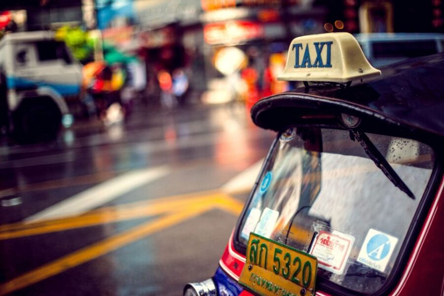 Bangkok: Travstore Original Bangkok Discovery Tour - What to wear, bring, and expect on the move