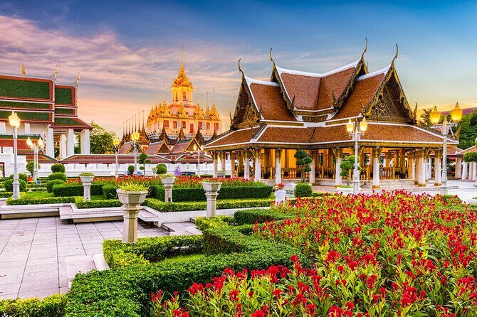 Bangkok Tuk Tuk Tour - Hotel-pickup & Dinner - Chinatown and dinner: street food energy without the guesswork