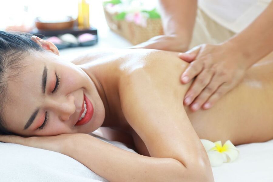 Bangkok: Wat Pho Thai Massage in Your Hotel Room - Why a Wat Pho Thai Massage in Your Bangkok Hotel Room Works So Well