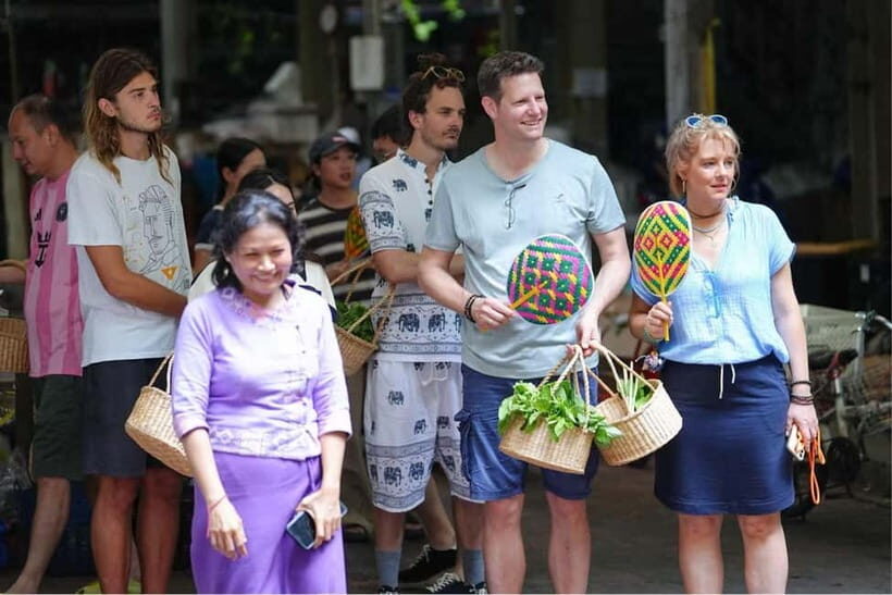 Bangkok: White Lotus Thai Cooking Class with Market Tour - Quick hits before you book