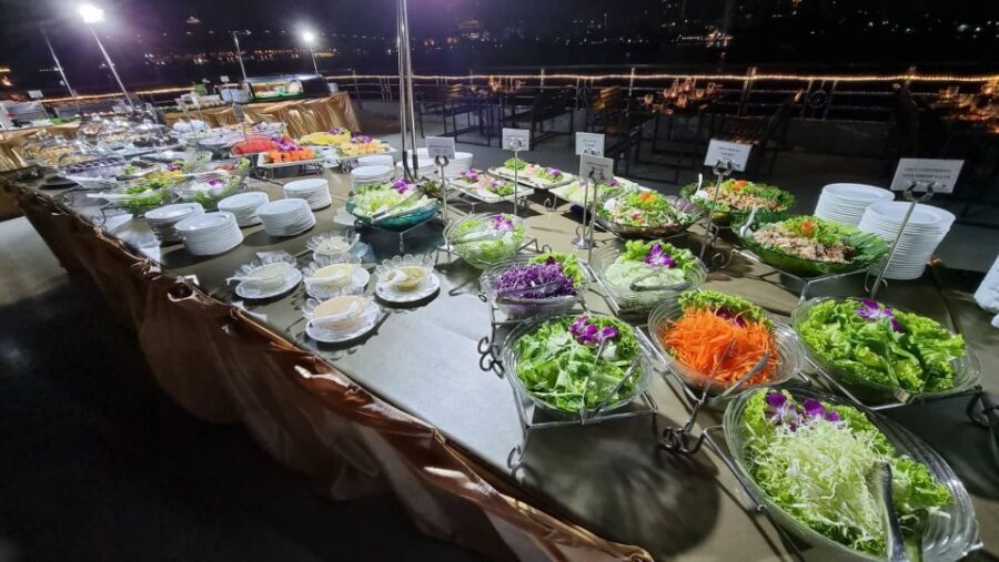 Bangkok: White Orchid Chao Phraya Dinner Cruise - The Main Event: Unlimited Seafood Buffet + International Picks