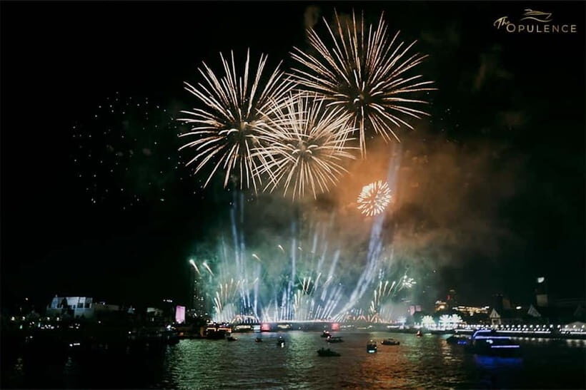 Bangkok: Wonderful Pearl Cruise with Optional Hotel Transfer - Outdoor vs indoor dinner: choosing the experience you actually want