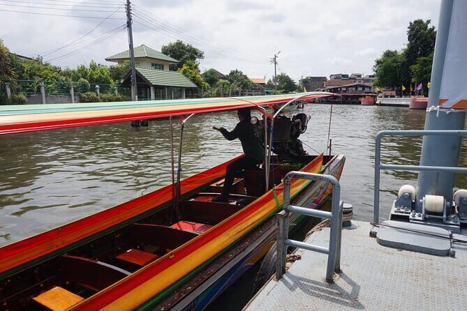 Bangkok Yai Local Canal Tour with Longtail Boat - Baan Silapin (Artist’s House): culture you can walk around