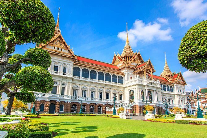Bangkok's Grand Palace Complex and Wat Phra Kaew Tour - Guide quality: what to look for when you want clear explanations
