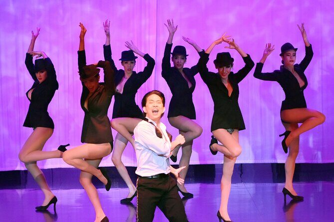 Calypso Cabaret: Dazzling Lights & Performances - The lip-sync reality check (so you enjoy it more)