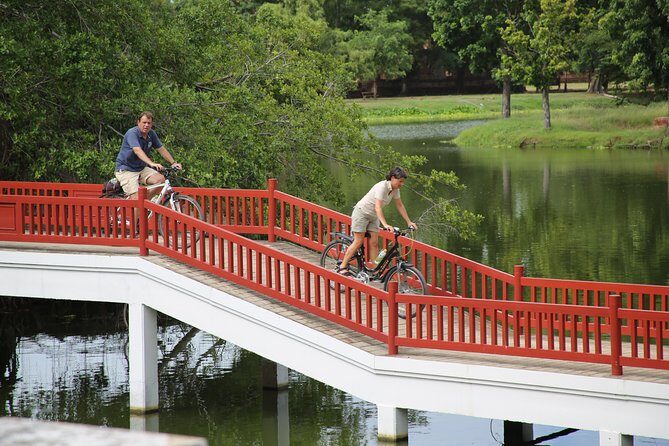 Colors of Ayutthaya Full-Day Bike Tour - Wat Chaiwatthanaram: river views and a 1630 royal order