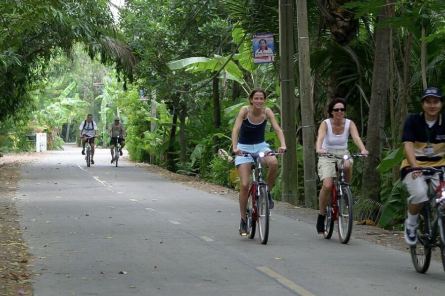Colors Of Bangkok: 4-Hour Small Group Bike Tour - Price and value: why $44 can make sense here