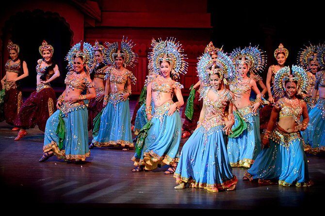 Colosseum Show Pattaya – Ticket Admission - Getting there from Jomtien: 10–15 minutes by taxi
