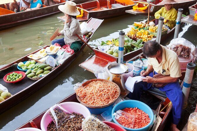 Damnoen Saduak Floating Market & Ayutthaya Tour from Bangkok - Damnoen Saduak Floating Market: long-tail boats and the canal view