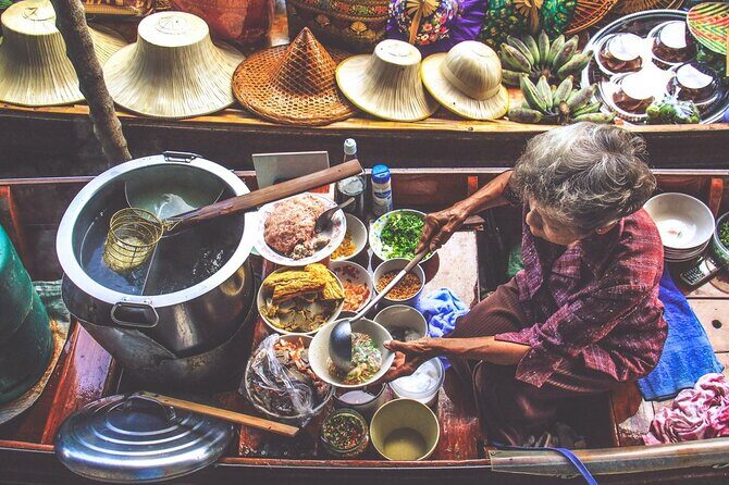 Damnoen Saduak Floating Market & Maeklong Railway Market Tour From Bangkok - Guide Quality: English Help That Actually Improves the Day