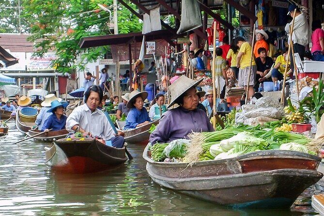 Damnoen Saduak Floating Market & Maeklong Train Market Tour - Who This Tour Fits Best (and Who Might Be Disappointed)