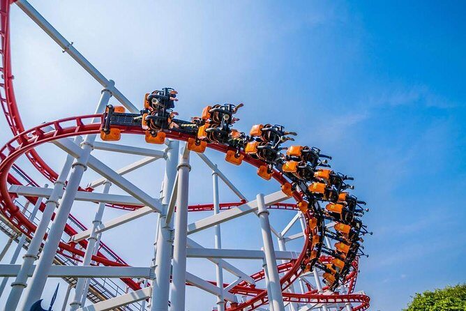Dream World Bangkok Admission Ticket - Live shows and Snow Town: the best pacing move you can make