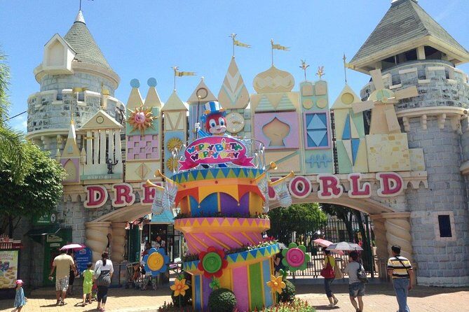 Dream World & Snow Town in Bangkok with Return Transfer & Lunch - Getting There: Hotel Pickup and Shared vs Private Transfers